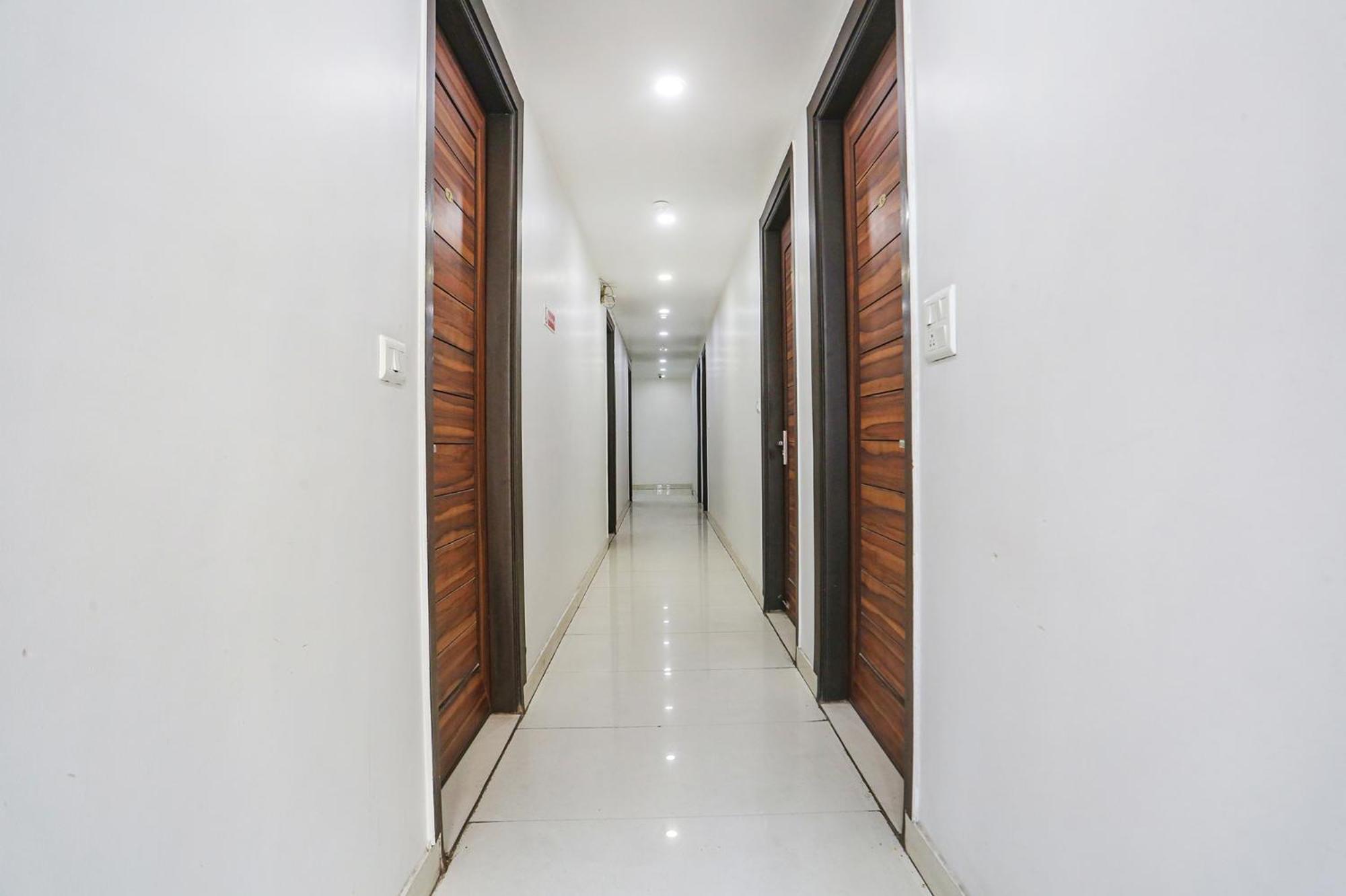Fabhotel Gold Inn Janakpuri Delhi  Exterior foto