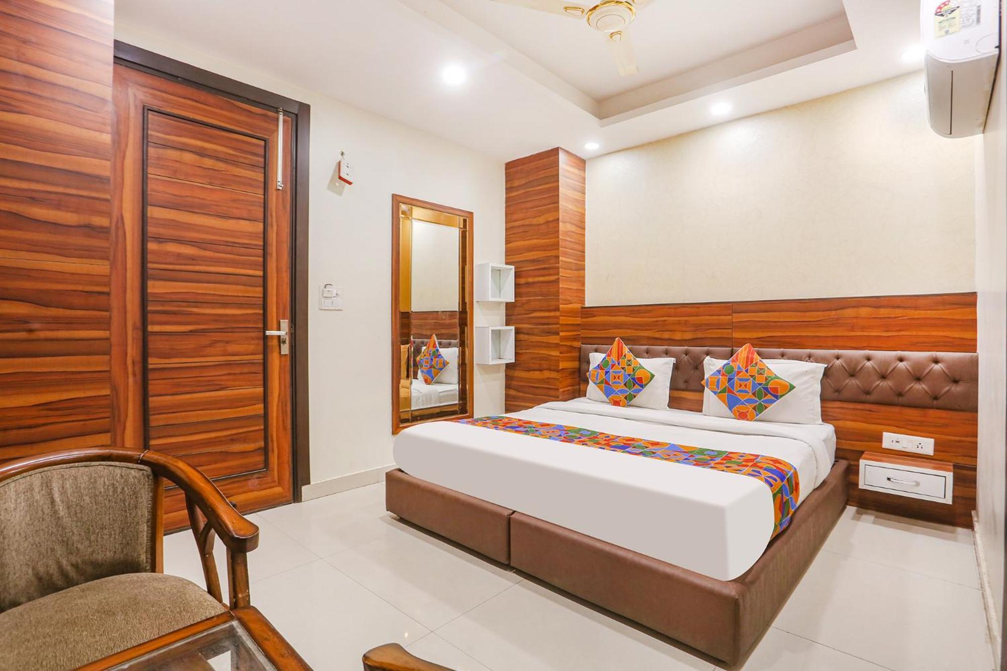 Fabhotel Gold Inn Janakpuri Delhi  Exterior foto