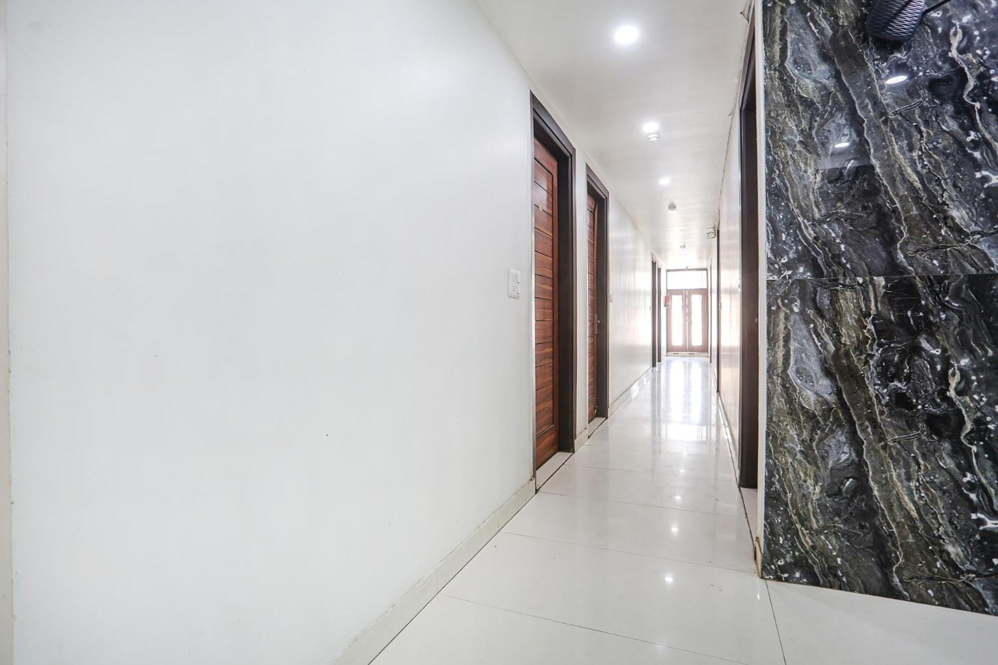 Fabhotel Gold Inn Janakpuri Delhi  Exterior foto